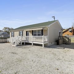 Bayside Beach House -  Sleeps 10