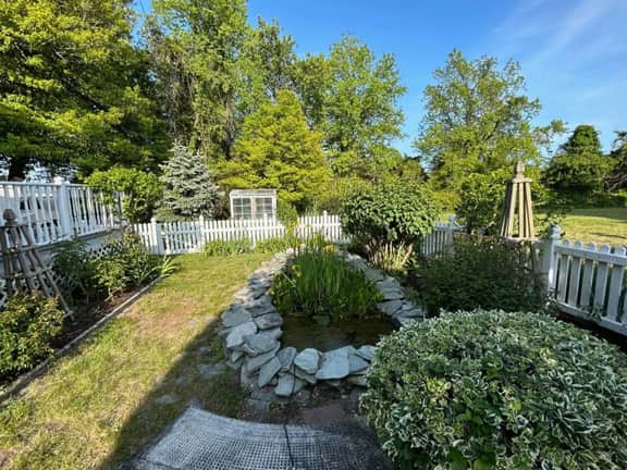 Tranquil Gardens Cape May Private Beach Steps Away - Image 4